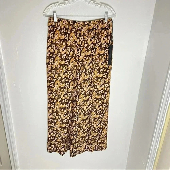 NWT House of Harlow 1960 x Revolve Leopard Culotte Wide Leg - Picture 2 of 7